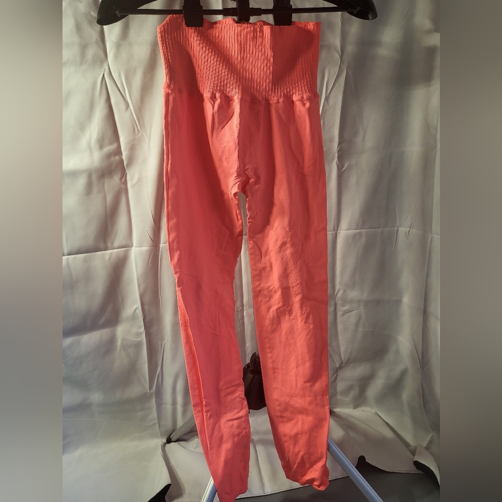 Free People Movement Coral Ribbed Leggings Size Med / LG